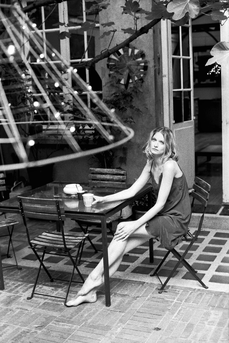 Leslie Masson having morning coffee photographed by Luigi Cassinelli
