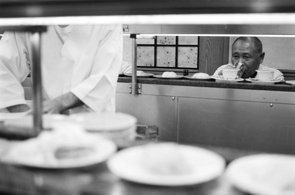 sushi bar in Tokyo, 2010